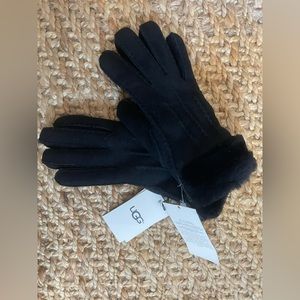 UGG Gloves Shearling Lined, Suede & Leather Gloves - NEW